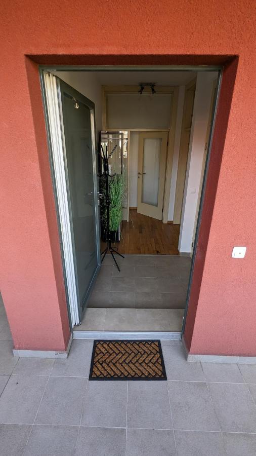 Downtown Fiume, Underground Garage Within The Property Exteriér fotografie