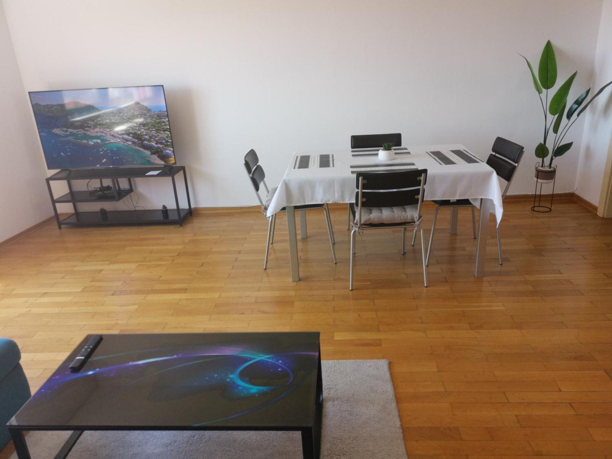 Downtown Fiume, Underground Garage Within The Property Exteriér fotografie